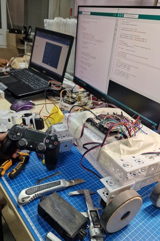 MVP робототехнического конструктора AiVinity